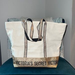 Victoria secret tote bag